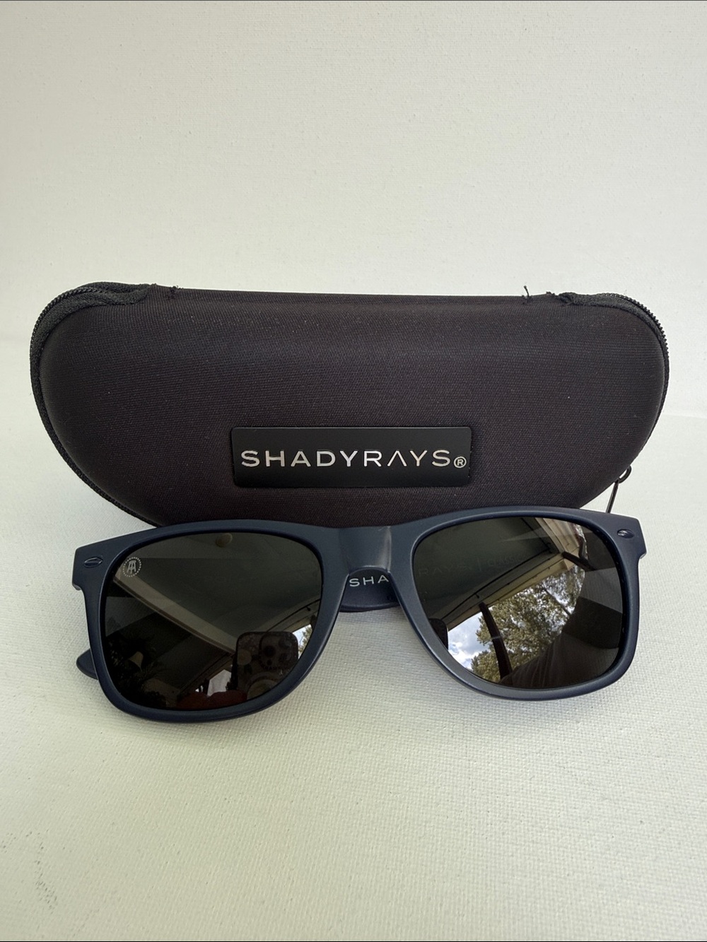 ShadyRays Men's Navy Frame Sunglasses with Dark Lenses - Picture 2 of 12